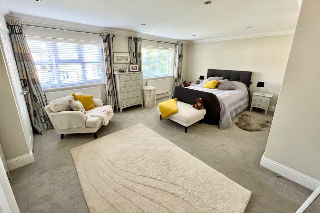 Additional image 6 of Bluebell Close, Park Street, St. Albans, Hertfordshire, AL2