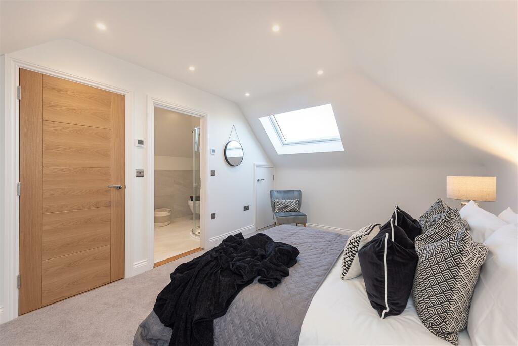 Additional image 9 of Woodstock Road North, St. Albans