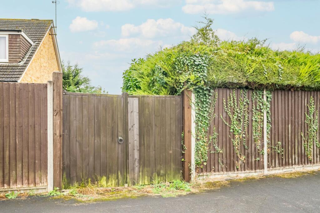 Additional image 11 of Jenkins Avenue, Bricket Wood, St. Albans, Hertfordshire, AL2