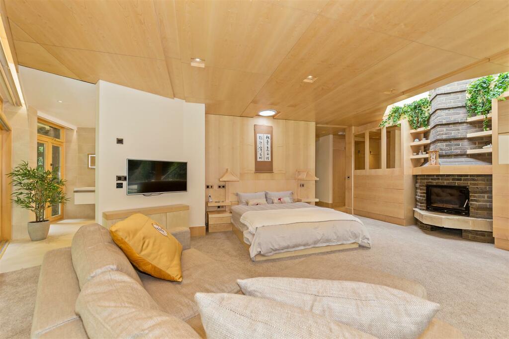 Additional image 34 of Pondwicks Close, St.Albans