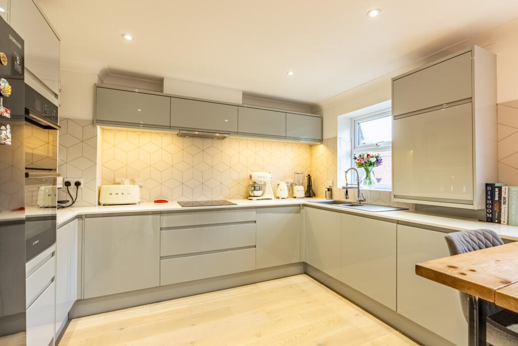 Additional image 5 of London Road, St. Albans, Hertfordshire, AL1