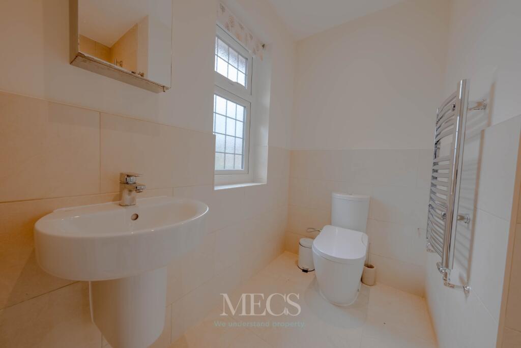 Additional image 12 of Umpire Close, 4 Bed detached in B17 8BD