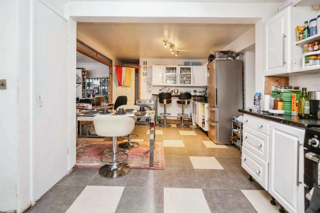 Additional image 5 of Priors Way, Birmingham