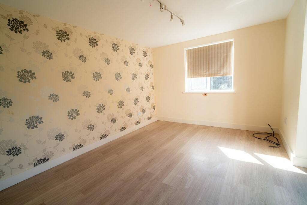 Additional image 5 of Miall Road, B28