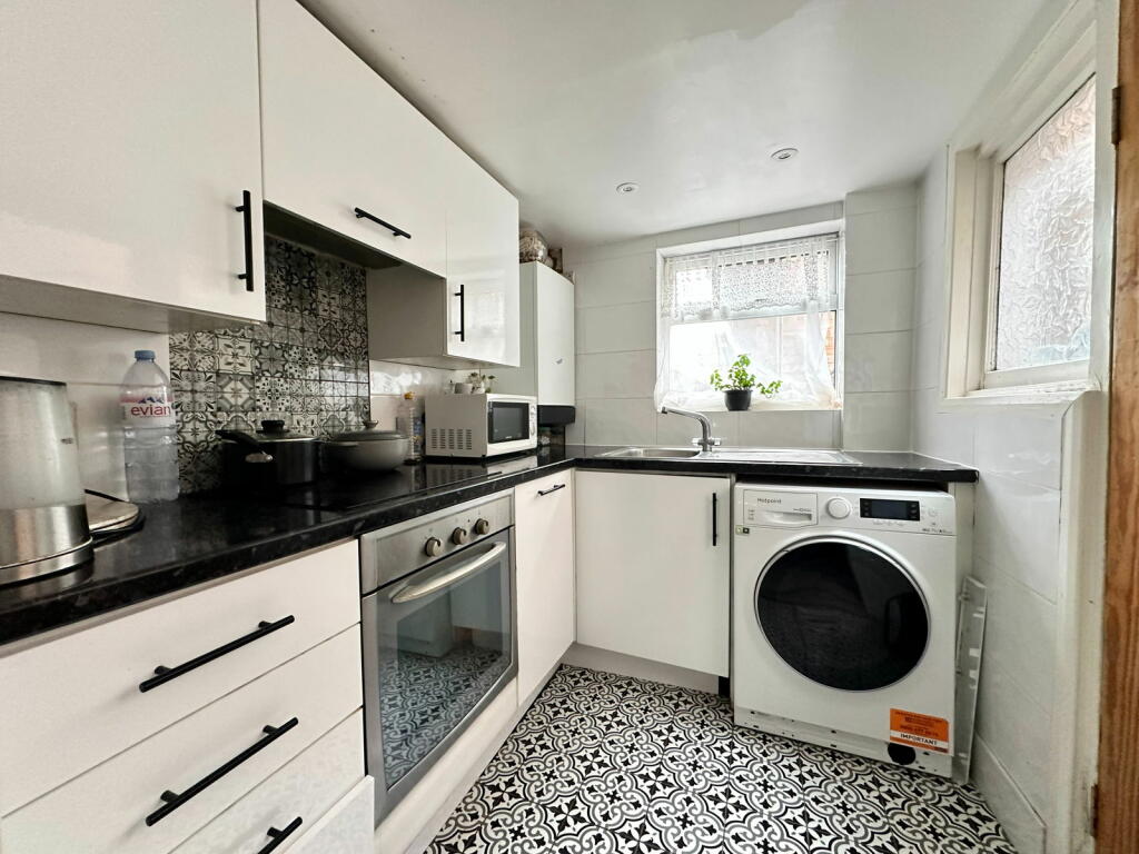 Additional image 4 of Sandridge Road, St. Albans, AL1 4AP