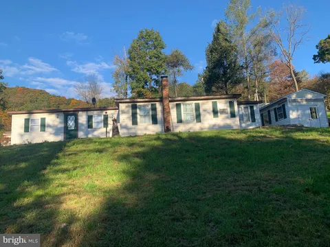 2837 Path Valley Road, Fort Loudon, PA 17224