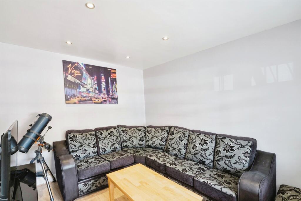 Additional image 18 of Wheaton Vale, Birmingham