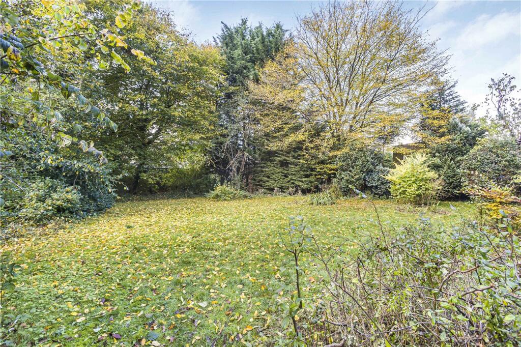 Additional image 16 of Beehive Green, Welwyn Garden City, Hertfordshire, AL7