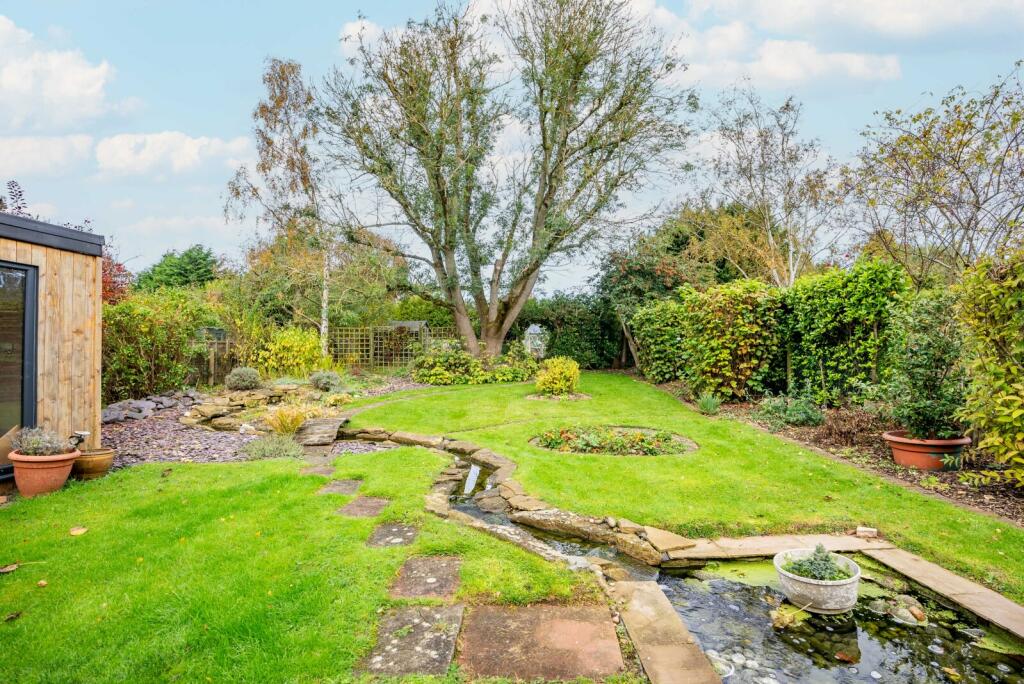 Additional image 3 of Dale Avenue, Wheathampstead, St. Albans, Hertfordshire, AL4