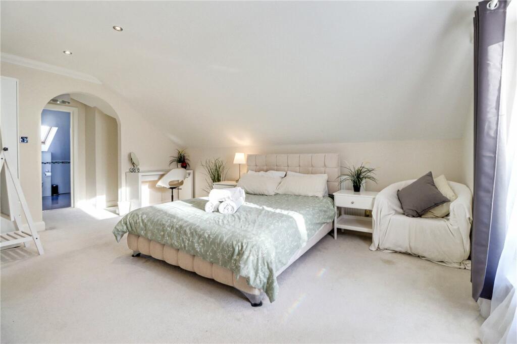 Additional image 13 of Ridge Avenue, Harpenden, Hertfordshire