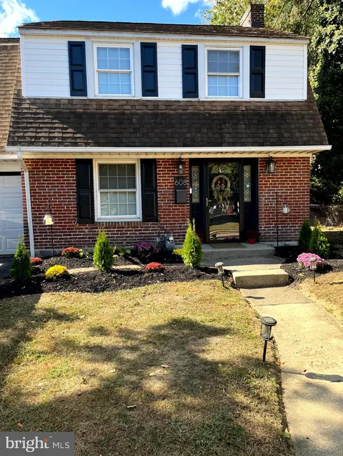 608 Montana Avenue, Aldan, PA 19018