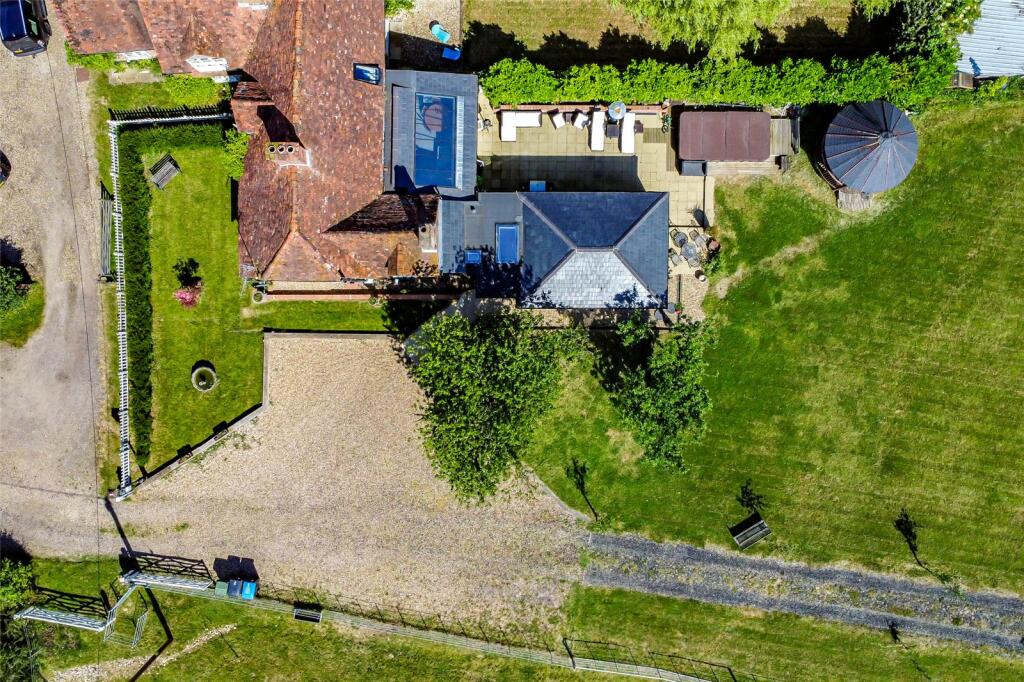 Additional image 18 of Priors Spring House, Little Woodend, Markyate, AL3
