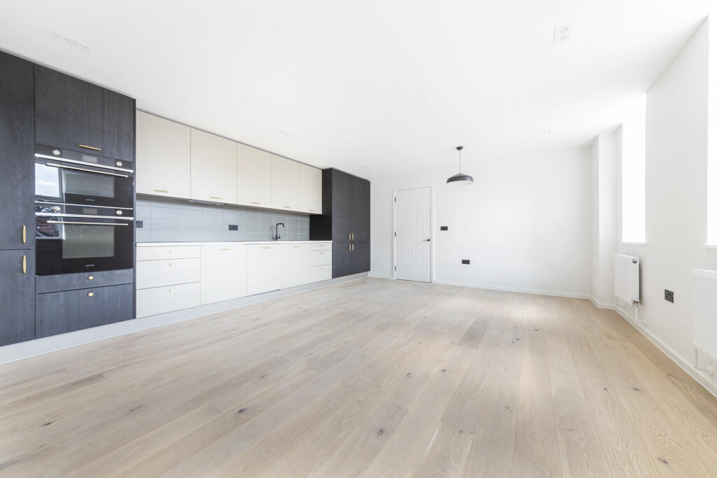 Summerson House, 1A Catherine Street, St. Albans, Hertfordshire, AL3