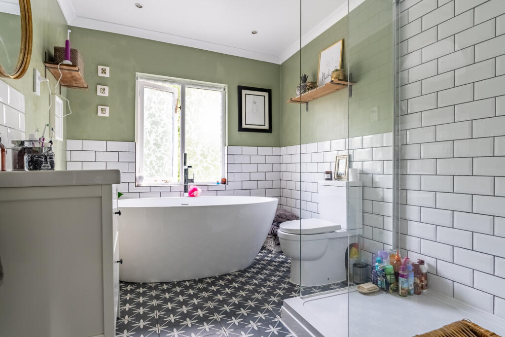 Additional image 15 of Park Street, St. Albans, Hertfordshire, AL2