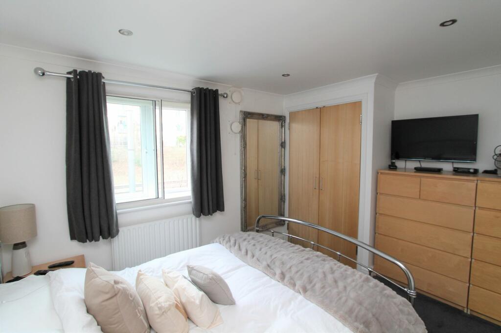 Additional image 8 of North Drive, Hatfield, AL9