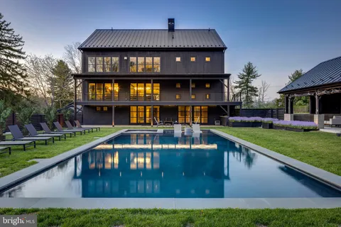 2169 Aquetong Road, New Hope, PA 18938