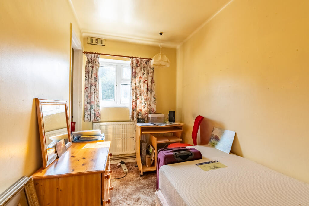 Additional image 12 of Batchwood Gardens, St. Albans, Hertfordshire, AL3