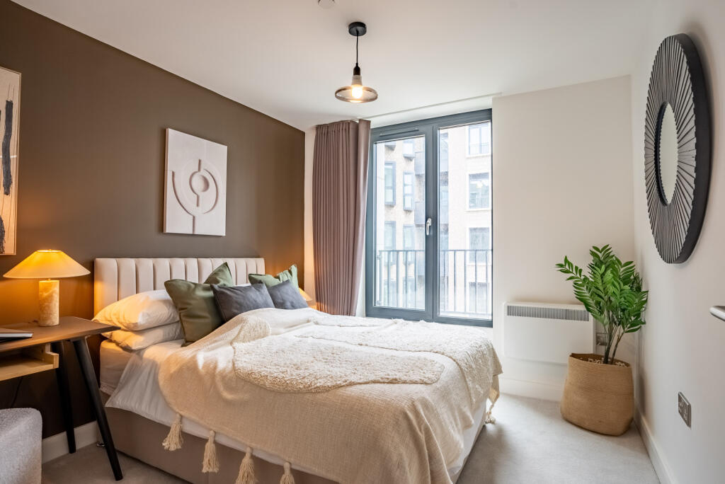 Jubilee Square Victoria Street, St. Albans, Hertfordshire, AL1