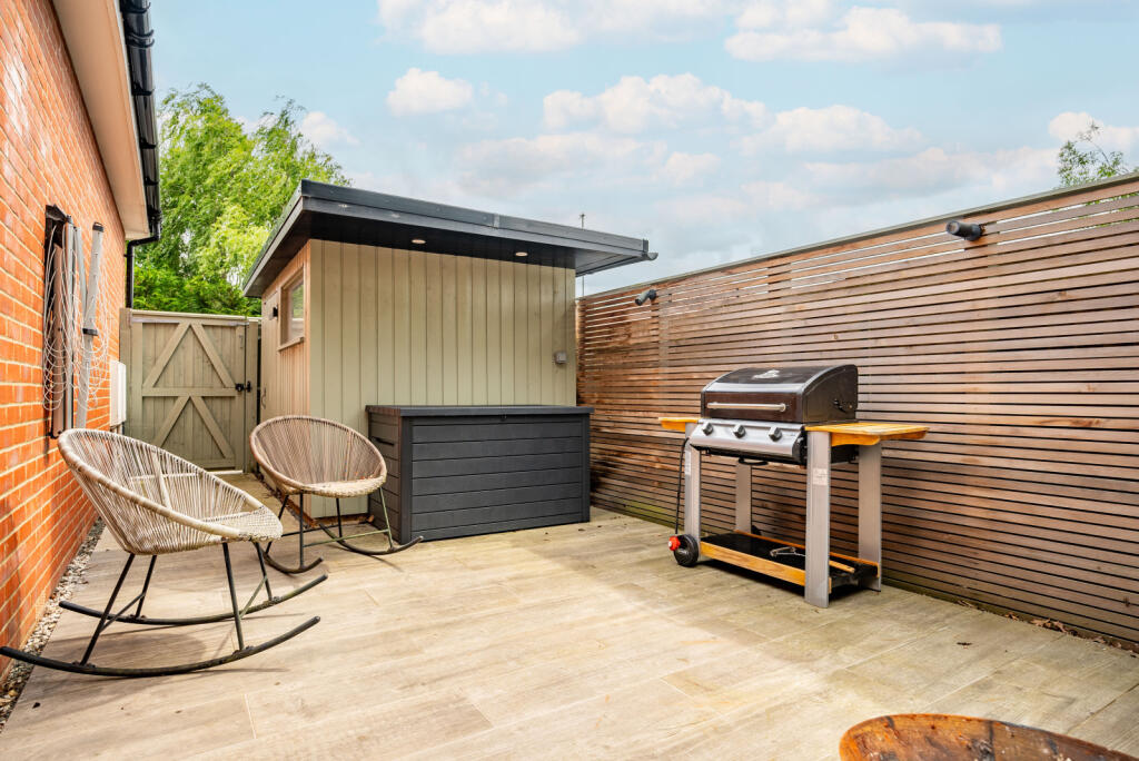 Additional image 19 of The Kestrels, Bucknalls Drive, Bricket Wood, St. Albans, AL2