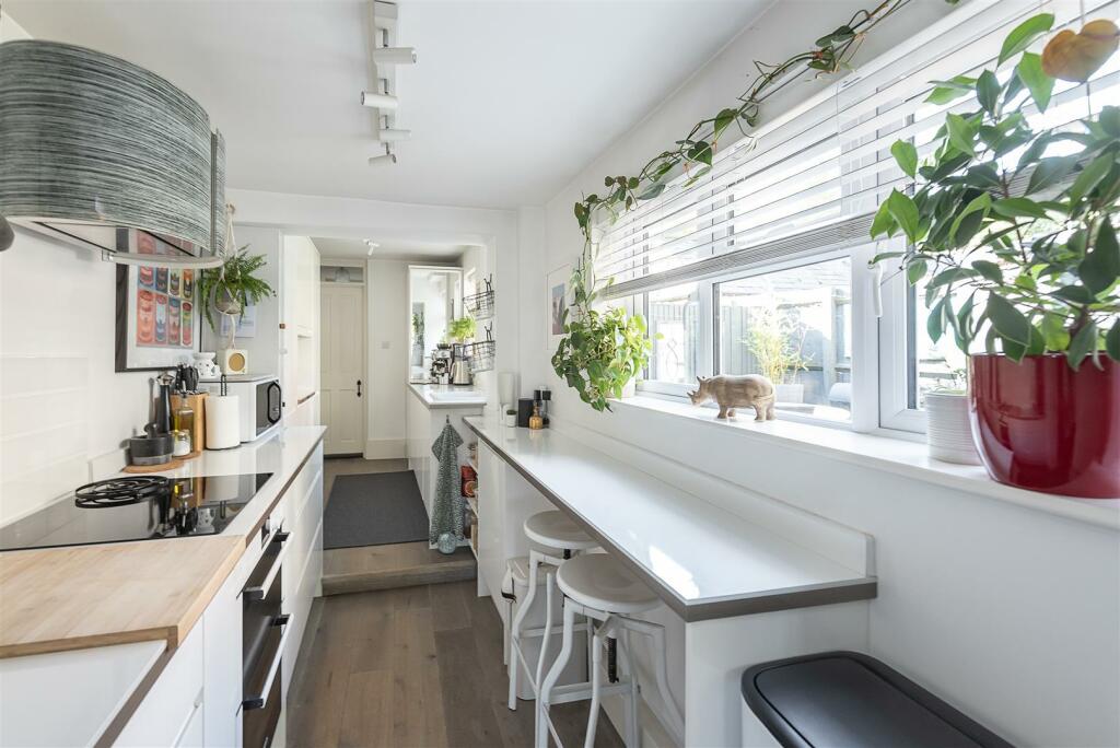 Additional image 14 of Southdown Road, Harpenden