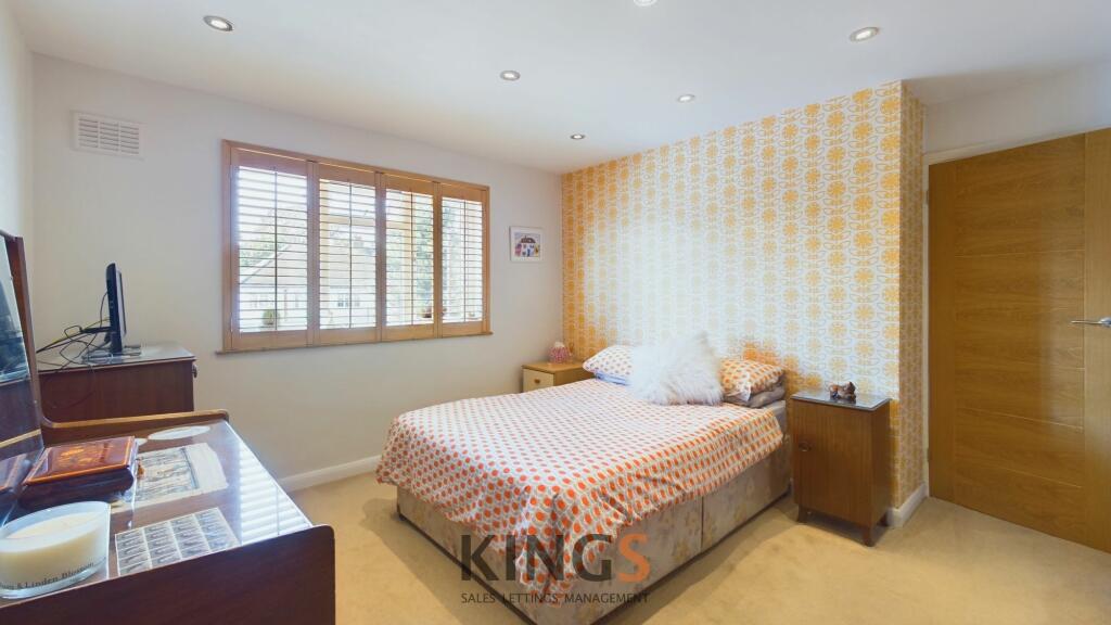 Additional image 15 of Peplins Way, Brookmans Park, AL9