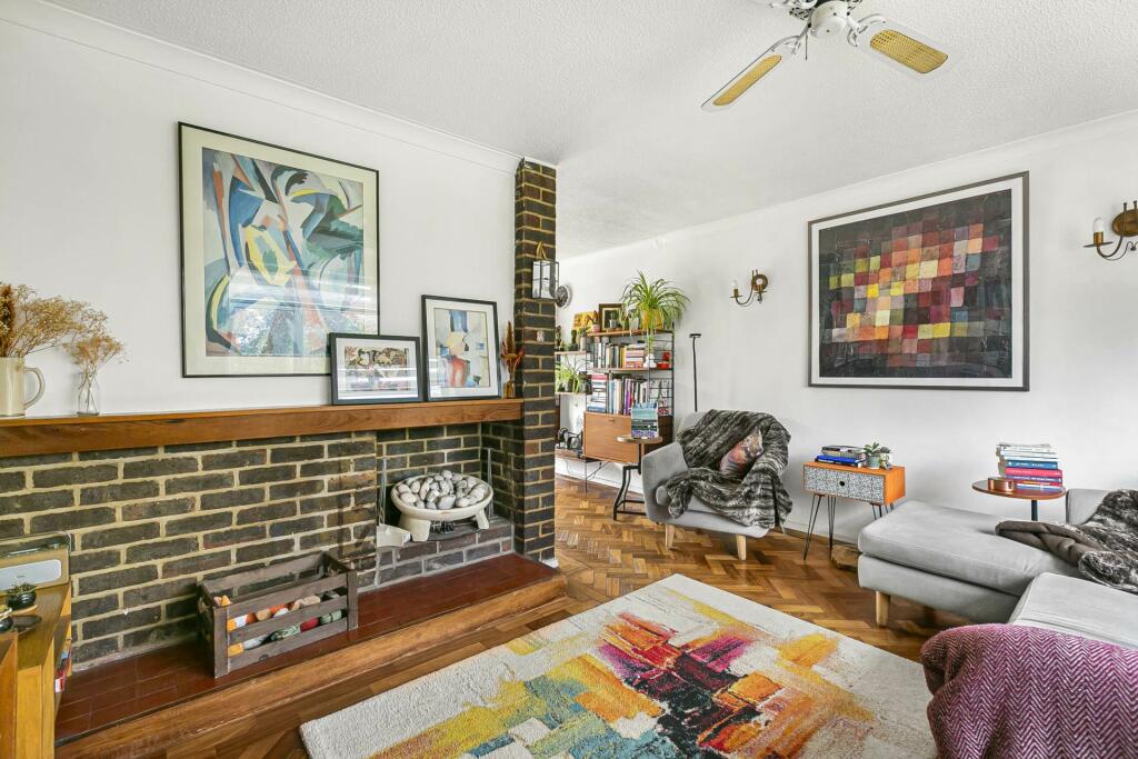 Additional image 8 of Falcon Close, Hatfield