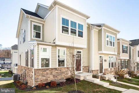 222 Avalon Drive, Media, PA 19063