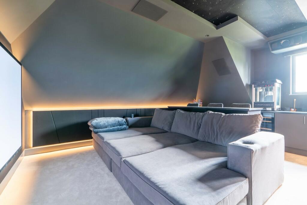 Additional image 11 of Watford Road, St. Albans, Hertfordshire, AL1