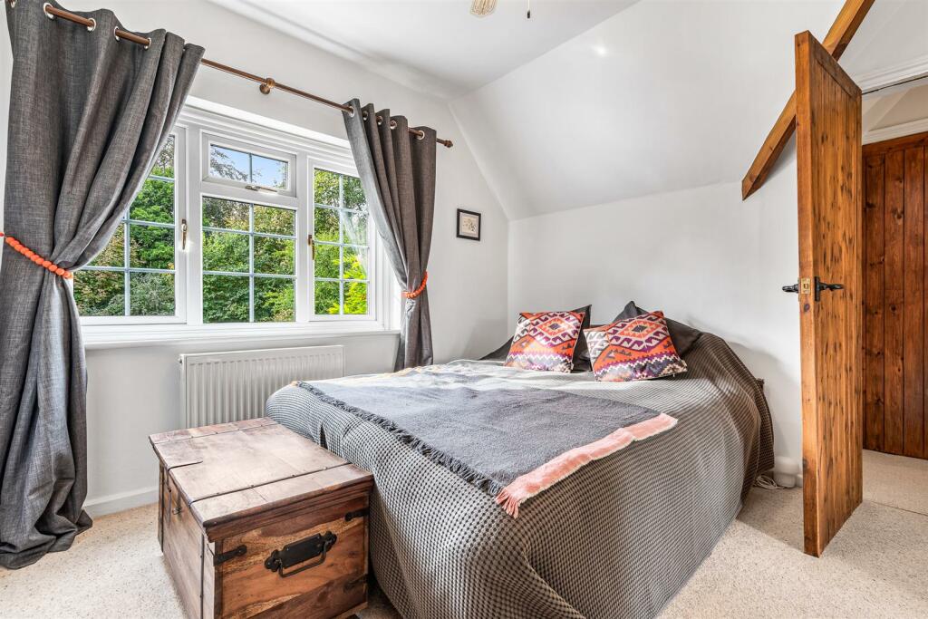 Additional image 11 of Pottersheath Road, Welwyn