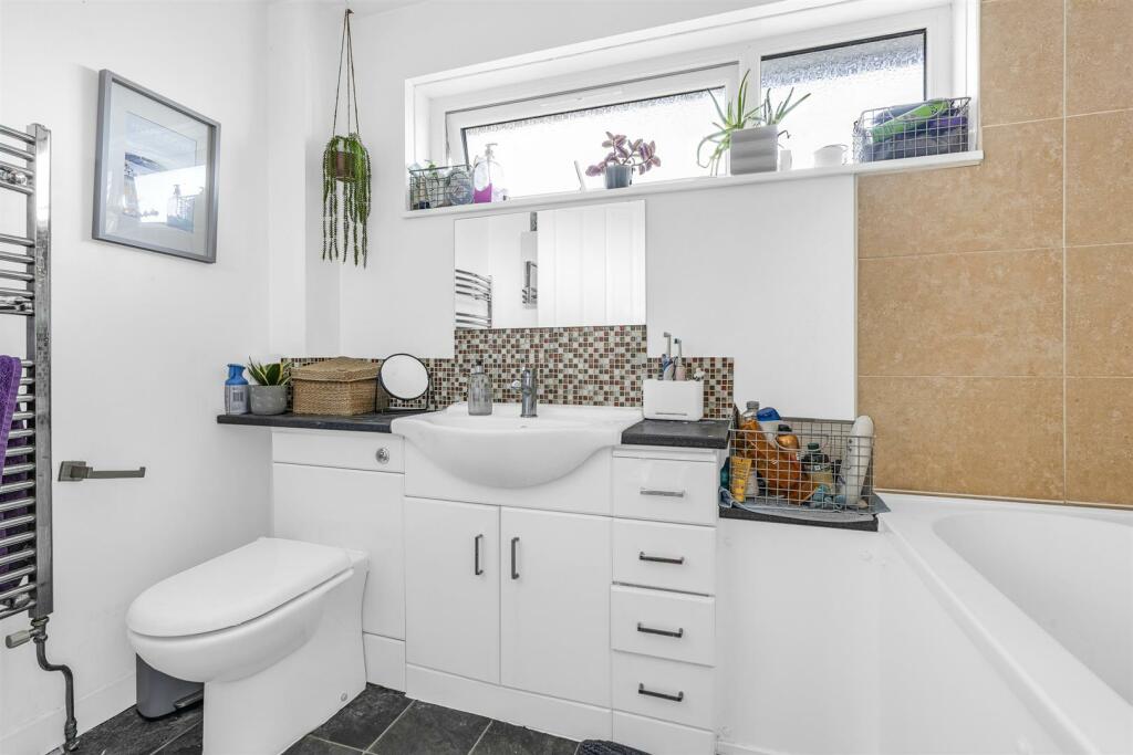 Additional image 21 of Rowans, Welwyn Garden City