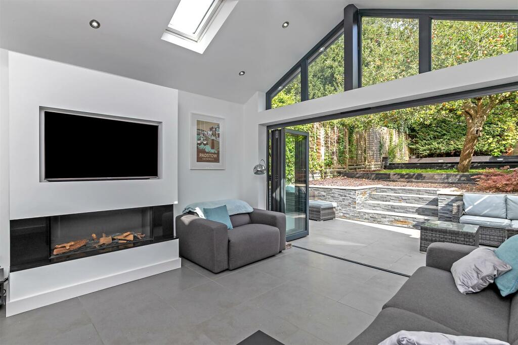 Additional image 6 of Belmont Hill, St. Albans
