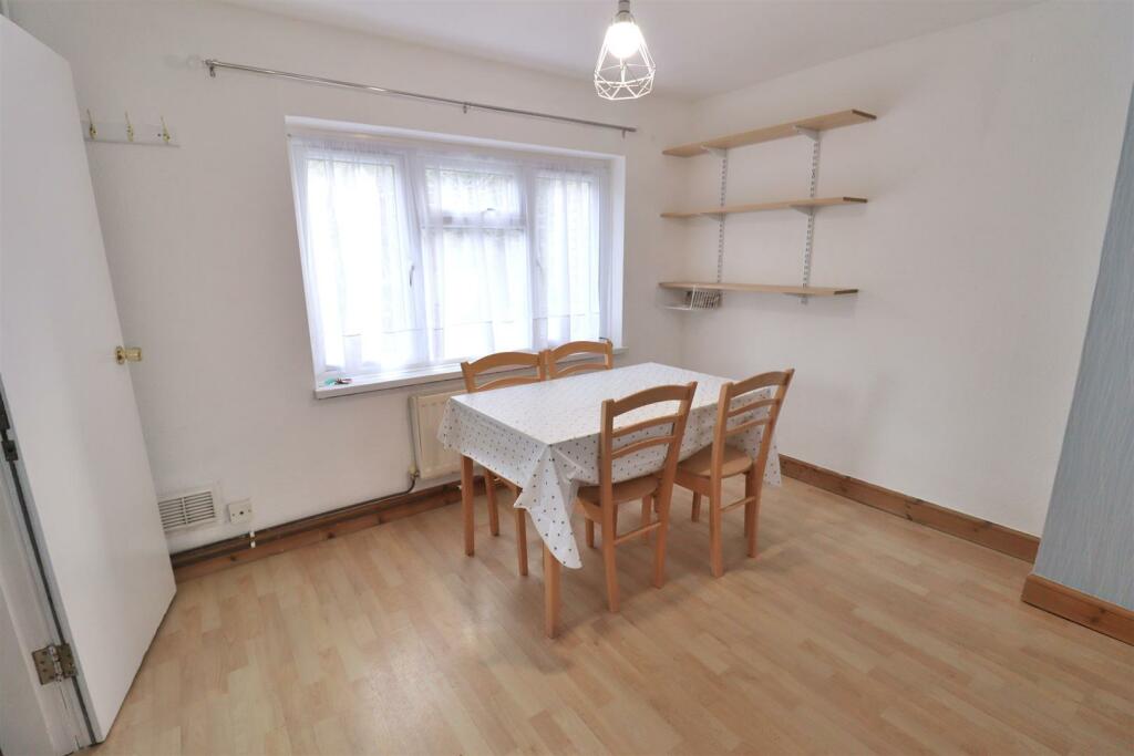 Additional image 4 of Deerswood AvenueHatfieldHertfordshire