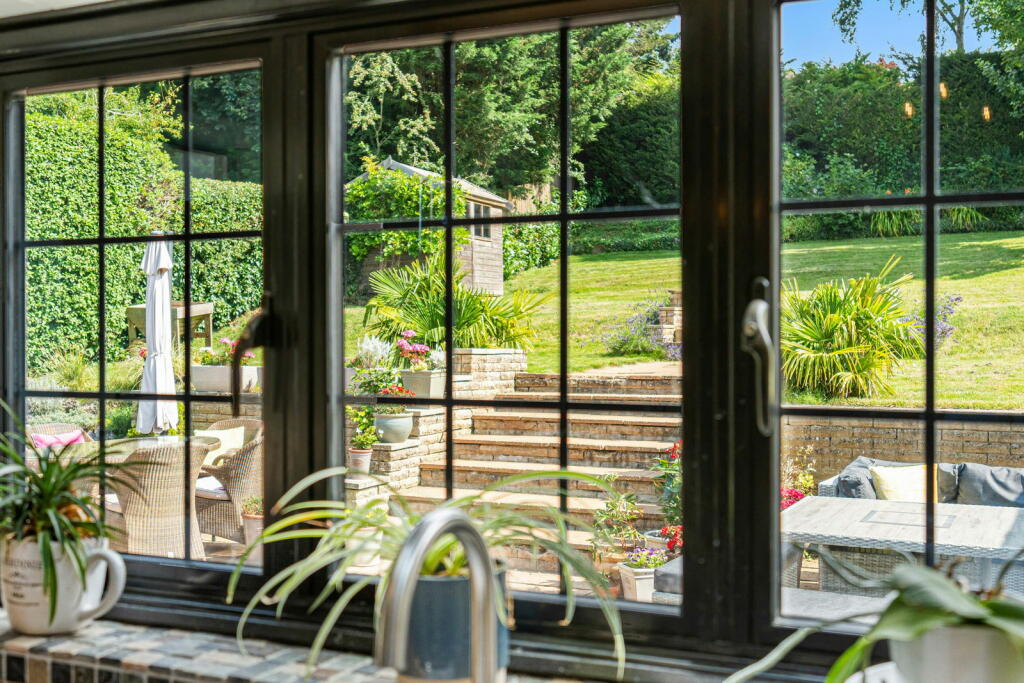 Additional image 22 of Codicote Road, Welwyn, AL6