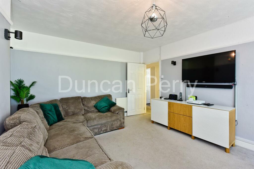 Additional image 6 of Oaklands Avenue, Brookmans Park