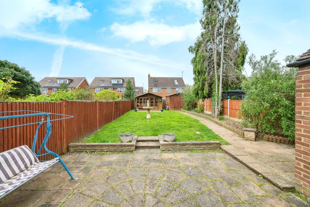 Selwyn Crescent, Hatfield