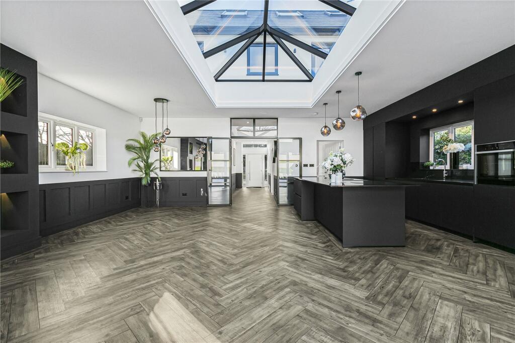 Additional image 5 of Codicote Road, Welwyn, Hertfordshire, AL6