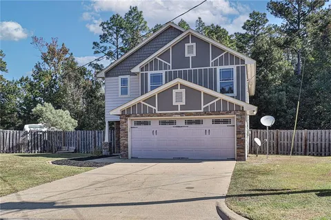 517 Lee Road 2170, Phenix City, AL 36870