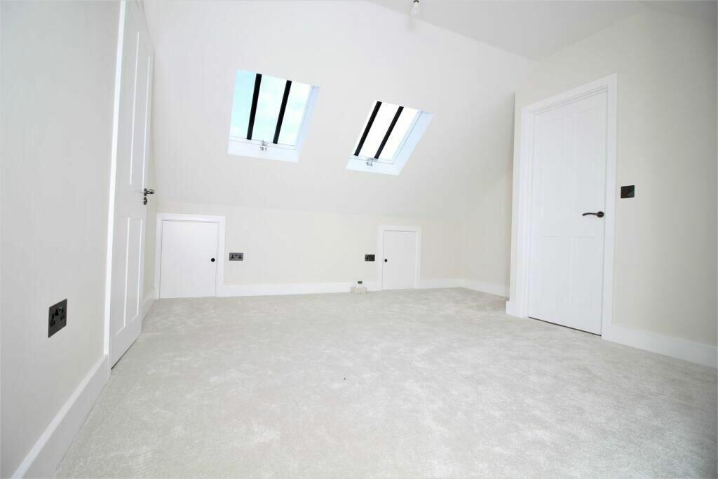 Additional image 5 of Park Street, Hatfield, Hertfordshire, AL9 5AT