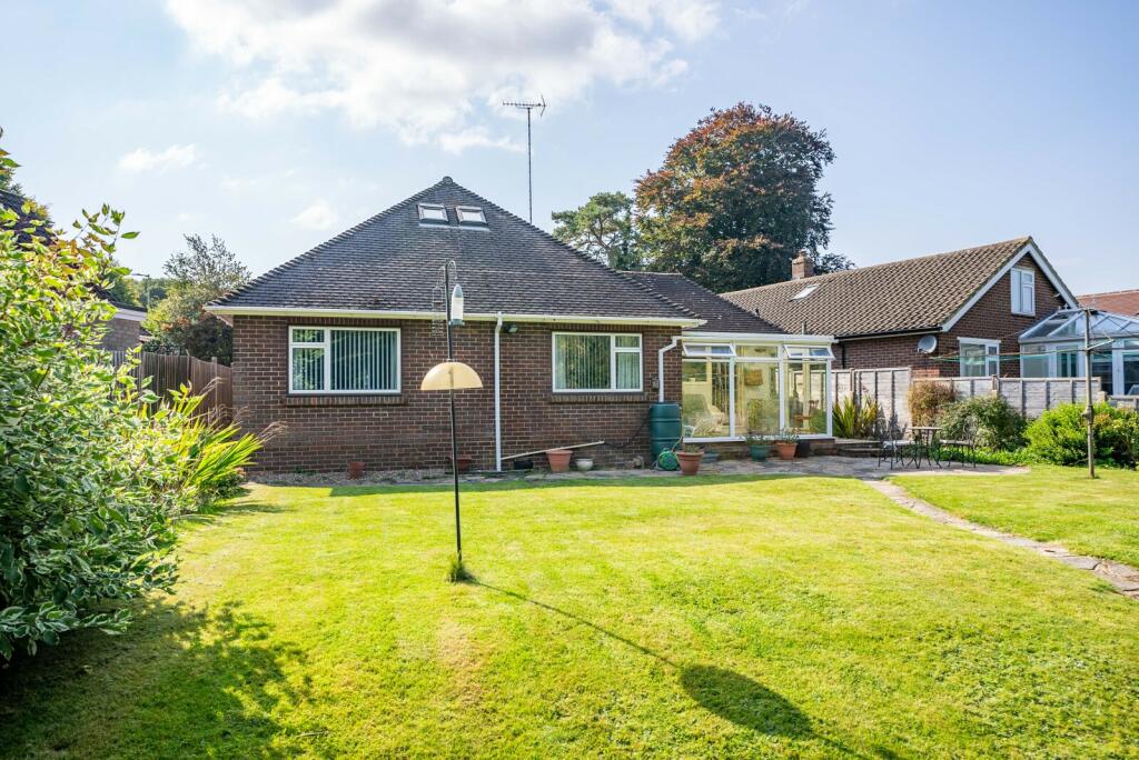 Additional image 20 of Walkers Close, Harpenden, Hertfordshire, AL5