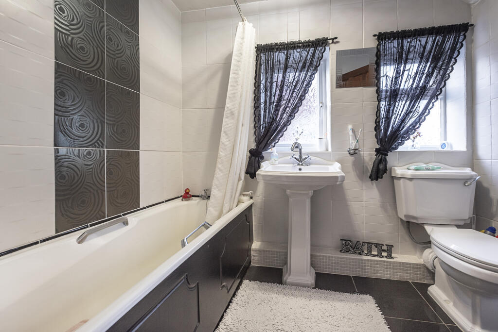 Additional image 13 of Snatchup, Redbourn, St. Albans, Hertfordshire, AL3