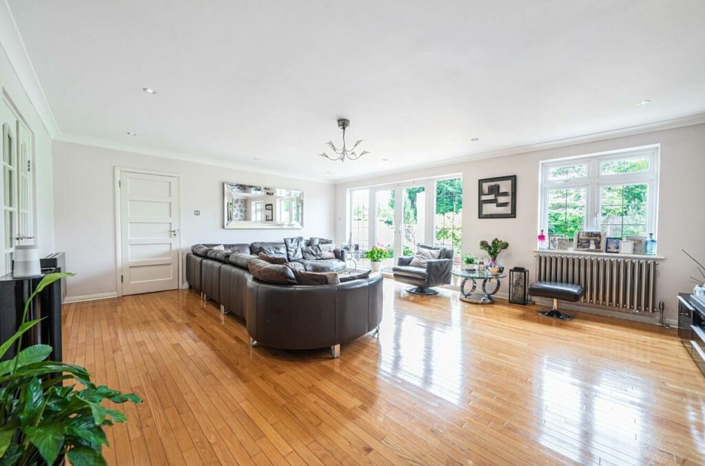 Additional image 22 of Brookmans Park, Hertfordshire