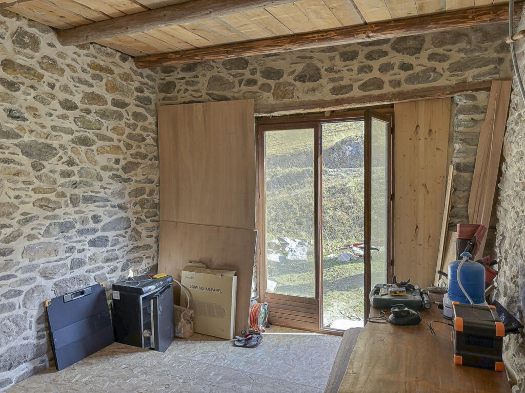 Additional image 2 of 73440 les-belleville, France