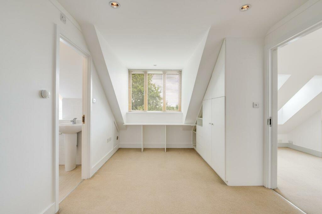 Additional image 18 of Mardley Hill, Welwyn