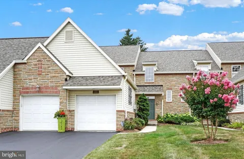 1183 Turnberry Lane, York, PA 17403