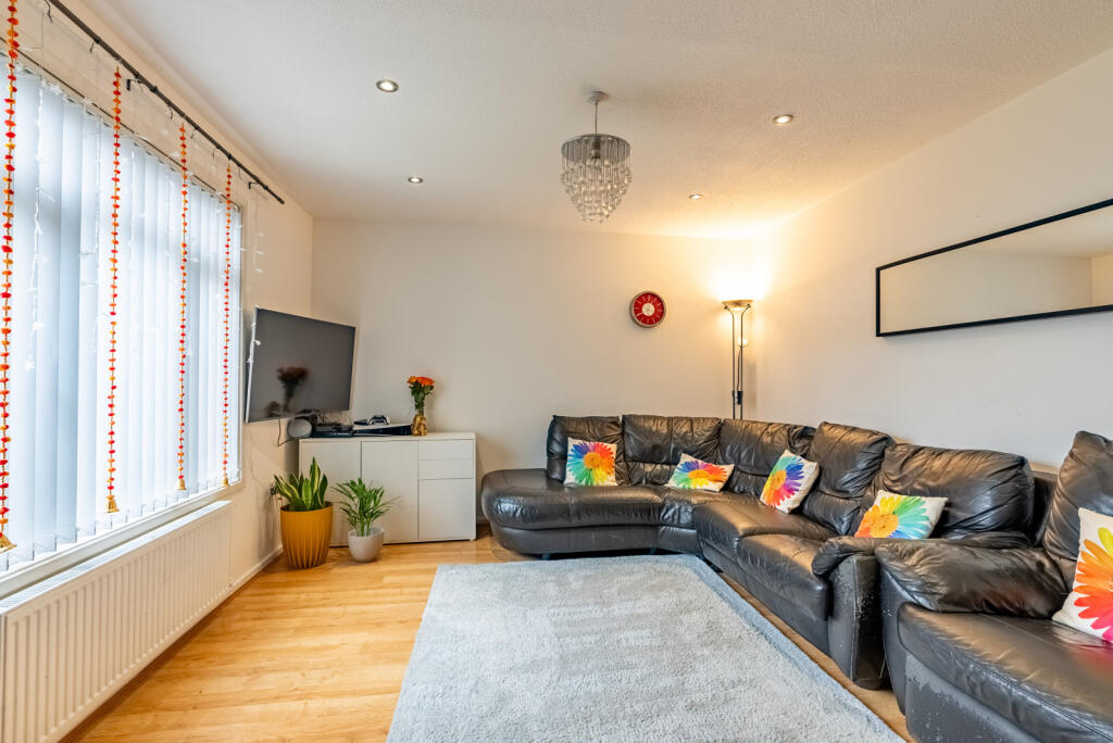 Additional image 2 of Kitchener Close, St. Albans, Hertfordshire, AL1