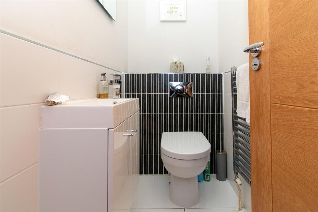 Additional image 14 of Clarence Park Mews, Clarence Road, St. Albans, Hertfordshire, AL1