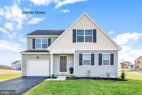 317 Valley View Circle, York, PA 17408