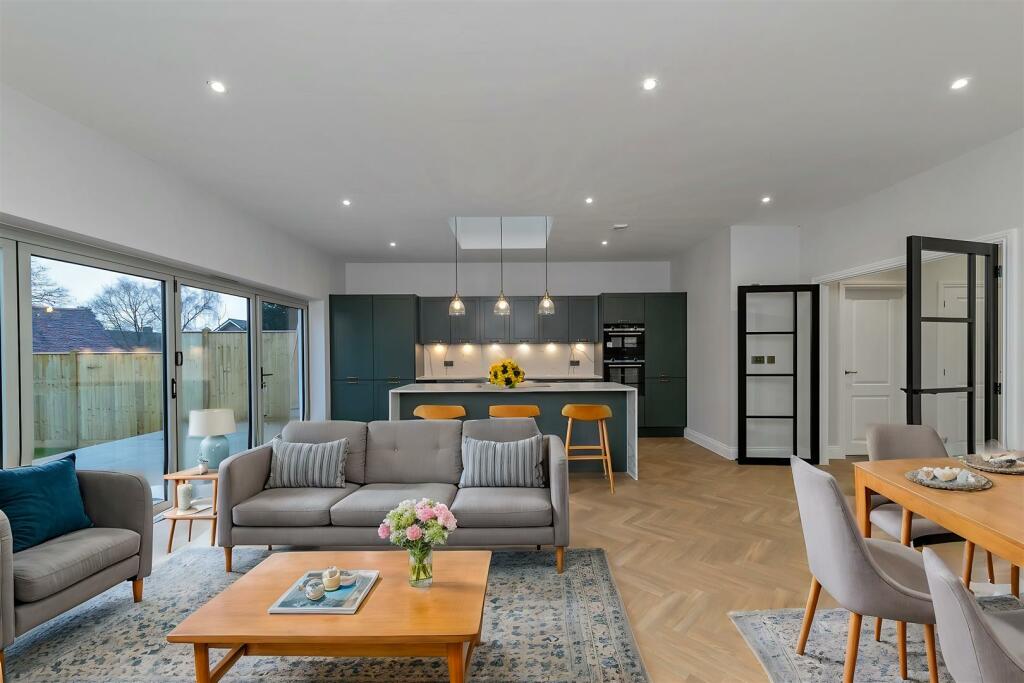 Additional property image - Highfield Road, Sandridge, St. Albans