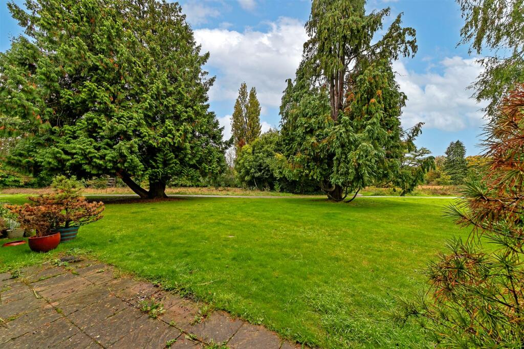 Additional image 5 of Great Leys Court, Beningfield Drive, London Colney, St. Albans