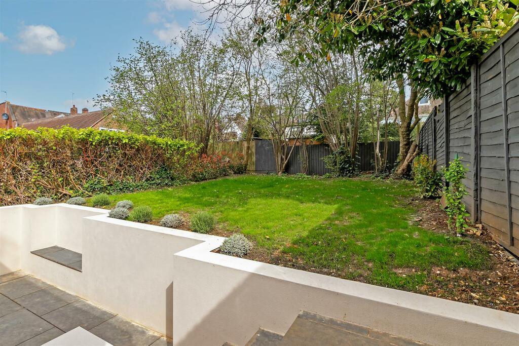 Additional image 18 of Victoria Street, St. Albans